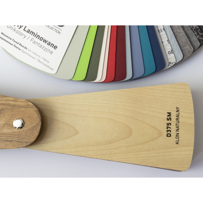 Ladenpaneele SPACEWALL -Regale Farben Ahorn- Ladenbau