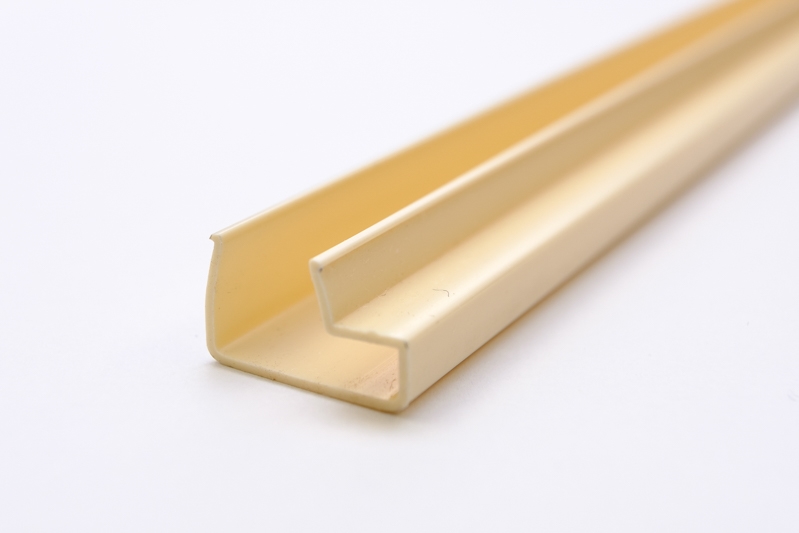 Spacewall-Lamellen und Profile - Ladenbau